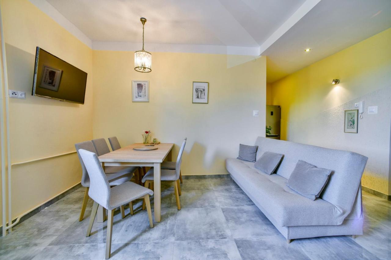 Apartament U Ewy W Kolobrzegu Podczele - 2 Sypialnie 50M2, Wifi I Darmowy Parking! Exterior foto